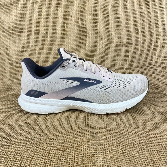 🛑SOLD🛑    Brooks running shoes Launch size 9.5 b - Picture 5 of 12